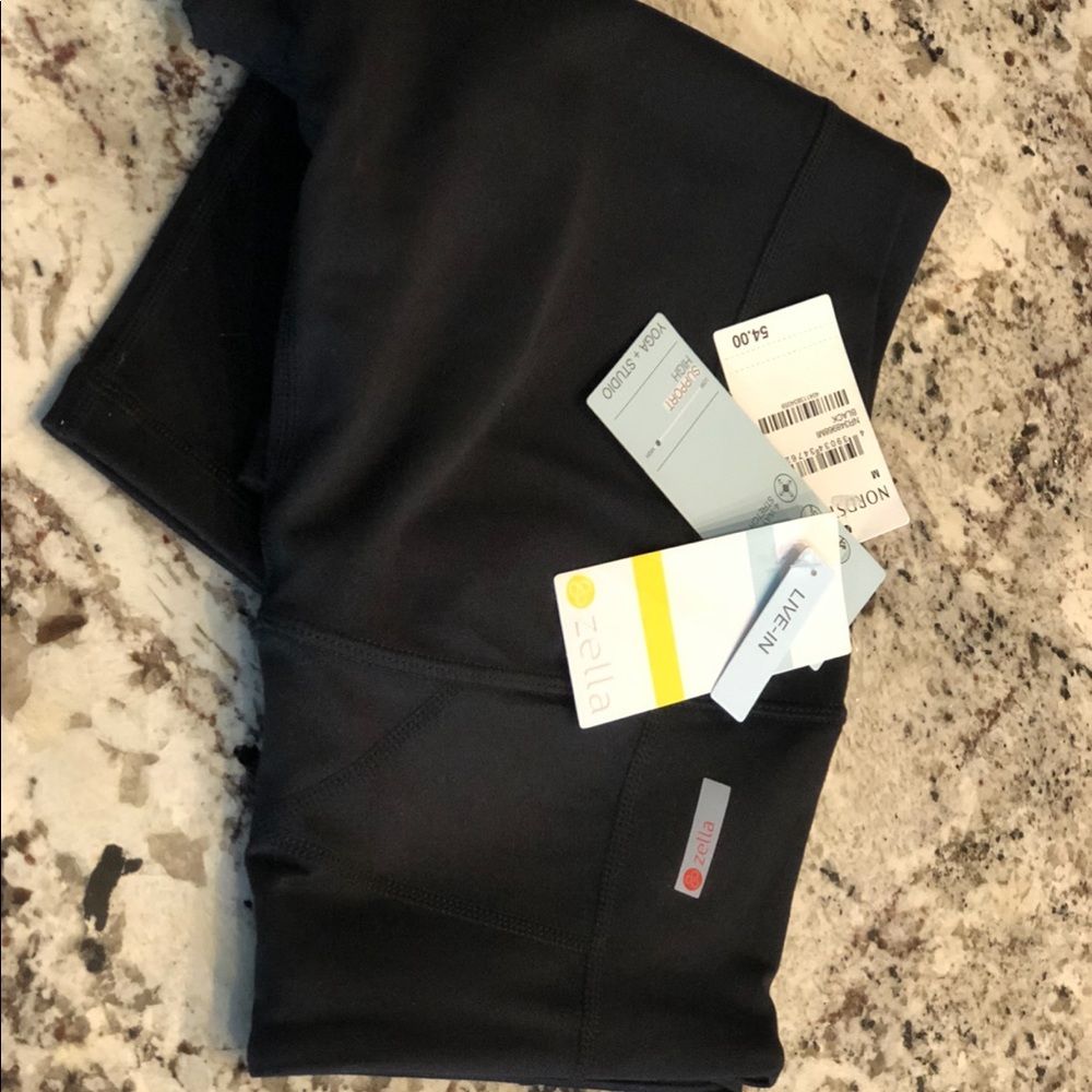 Zella leggings